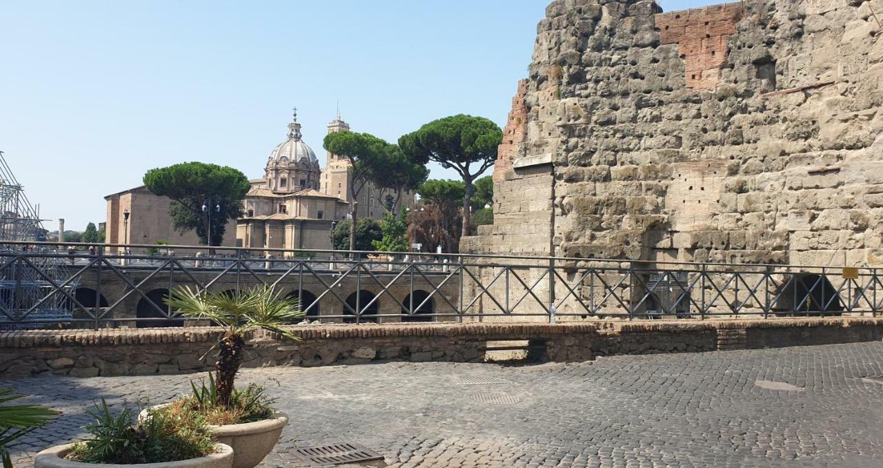 Luxury House Colosseo Roma Exterior foto